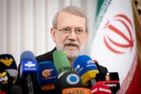 لاریجانی: اگر آژانس برای همکاری پیشنهادی دارد درخواست دهد